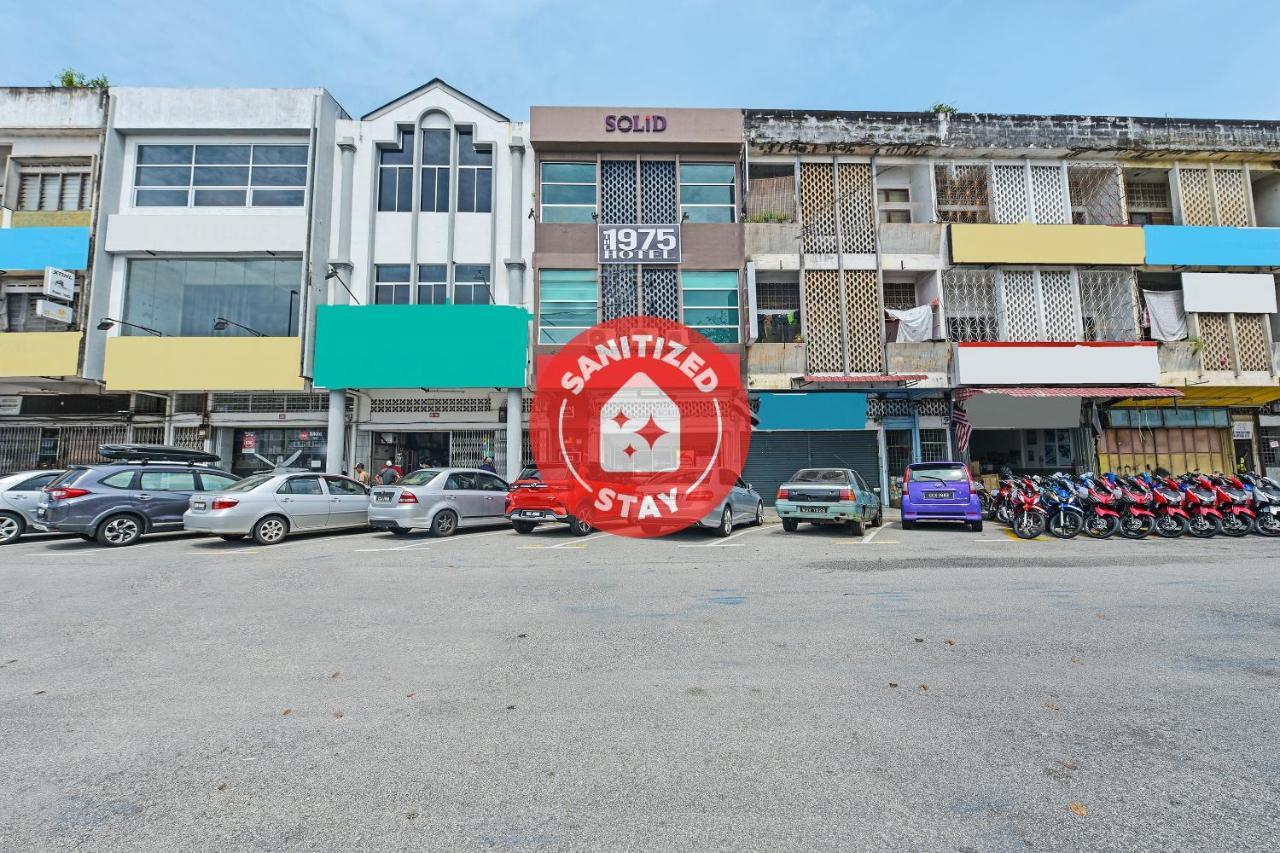 Oyo 90662 The 1975 Hotel Empire Kuantan Kültér fotó